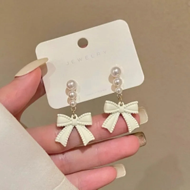 2023 New Classic Elegant Imitation Pearl Dangle Earrings For Women Crystal Long Tassel Exquisite Drop Earring Wedding Jewelry
