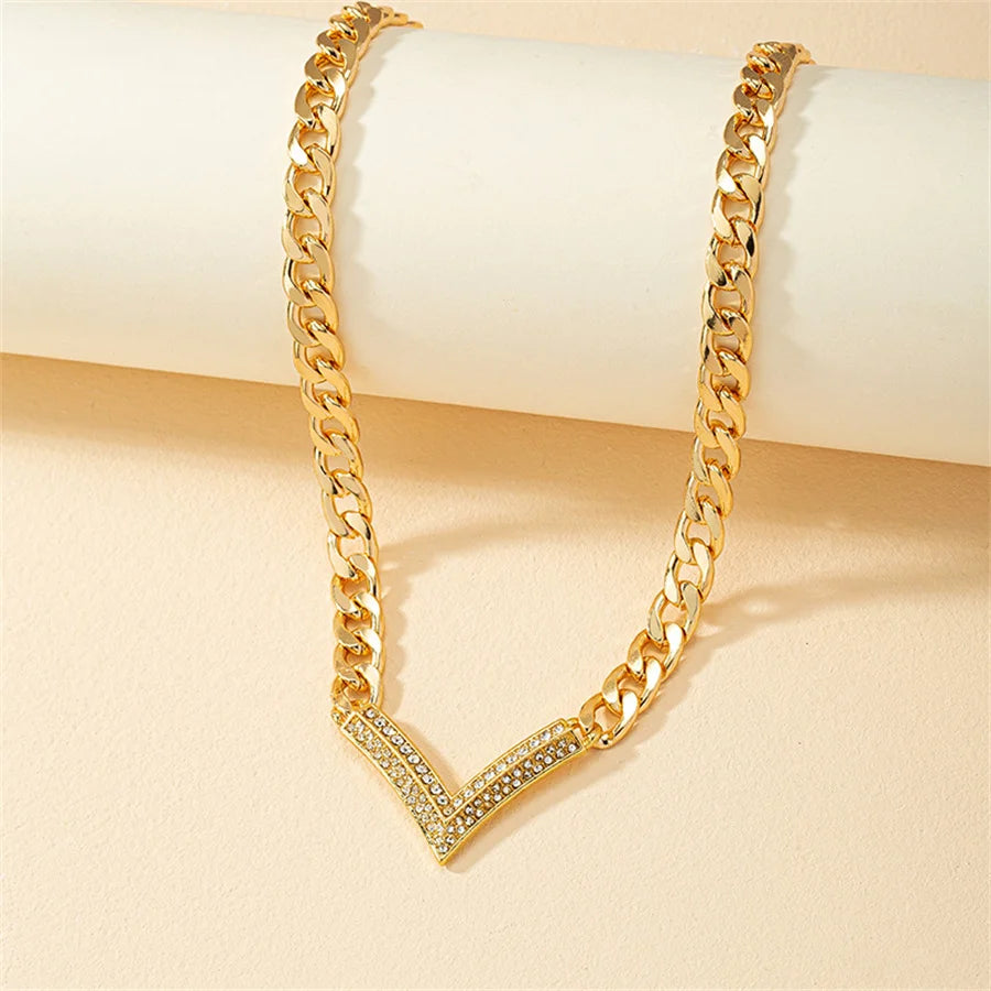 Korean Fashion Flat Cuba Snake Chain V Necklace for Women Jewelry Charm Party Choker Necklace Party Gift Collares Para Muje