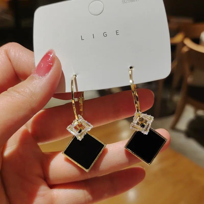 Korean Fashion Emerald Crystal Dangle Earrings for Women Trendy Gold Color Hollow Stud Earring Birthday Gifts Pendientes Mujer
