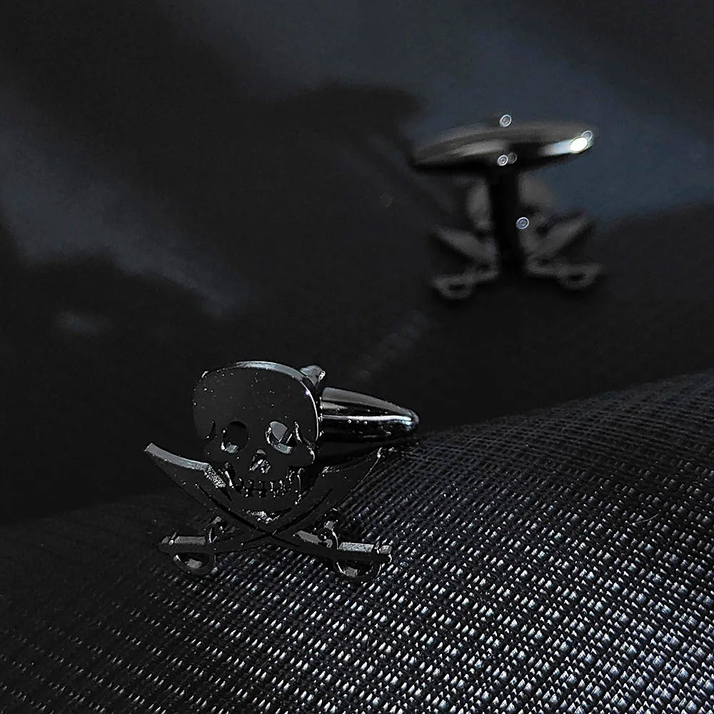 Cufflinks for Mens Luxurious Stainless Steel Jewelry Personality Double Knife Skeleton Man Shirt Cuff Link Button Gifts One Pair