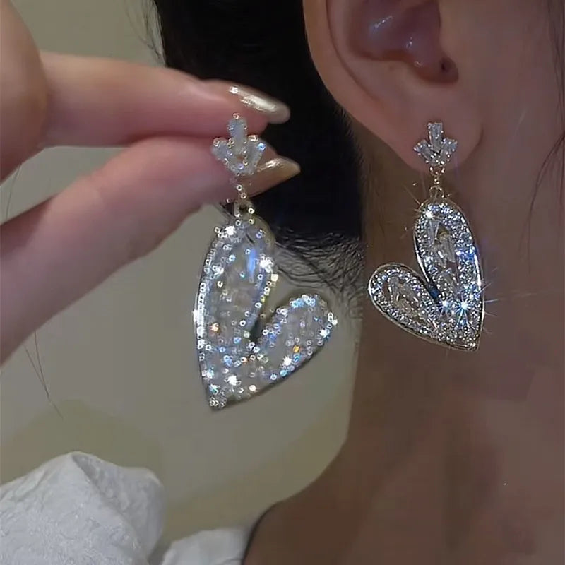 Korean Fashion Emerald Crystal Dangle Earrings for Women Trendy Gold Color Hollow Stud Earring Birthday Gifts Pendientes Mujer