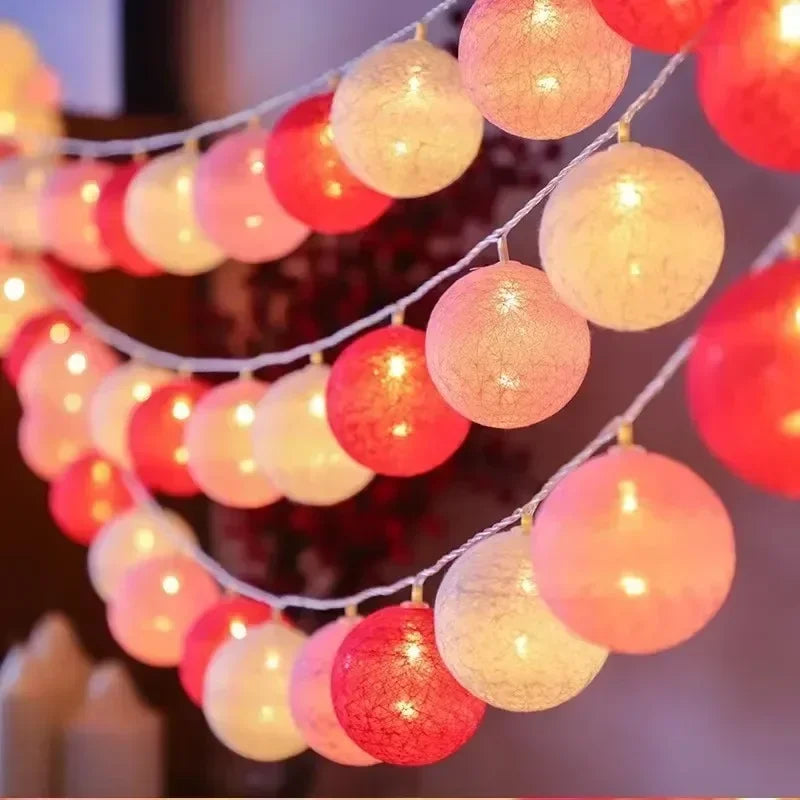 LED Cotton Balls String Lights Chain Strings Light Fairy Garland Lighting for Home Outdoor Garden Wedding Party Christmas Decor