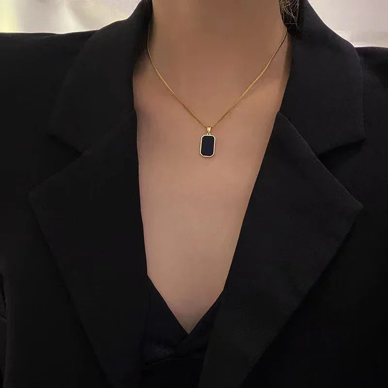 New Stylish Gold Color Geometric Square Necklaces for Women Men Black Enamel Rectangle Pendant Necklace Punk Party Jewelry Gift