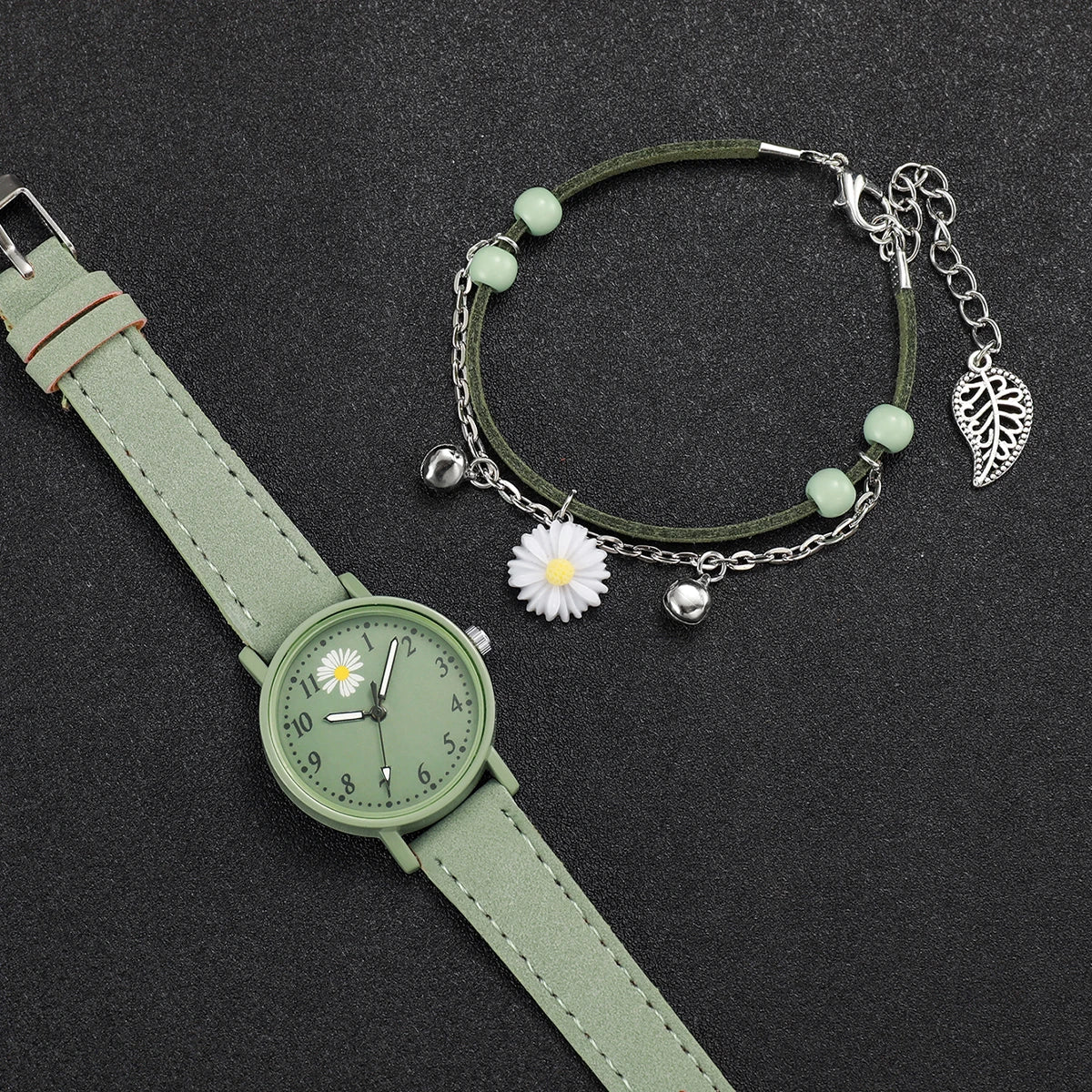 Fashion 2pcs/set Women's Daisy Dial Leather Watch&Green Flower Bracelet-Personality Boosted Product Simple & Sleek Design