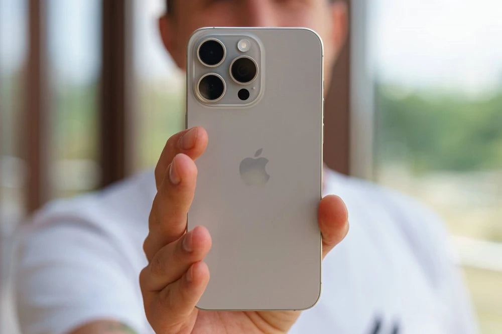 iPhone 15 Pro Max Dual eSIM 6.7" Genuine LTPO Super Retina XDR OLED Face ID NFC A17Pro 8GB 256/512GB/1TB used 5G Cell Phone